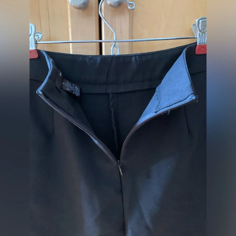 AQUA Asymmetrical Black Skort Size Medium (like new) - Picture 7 of 8